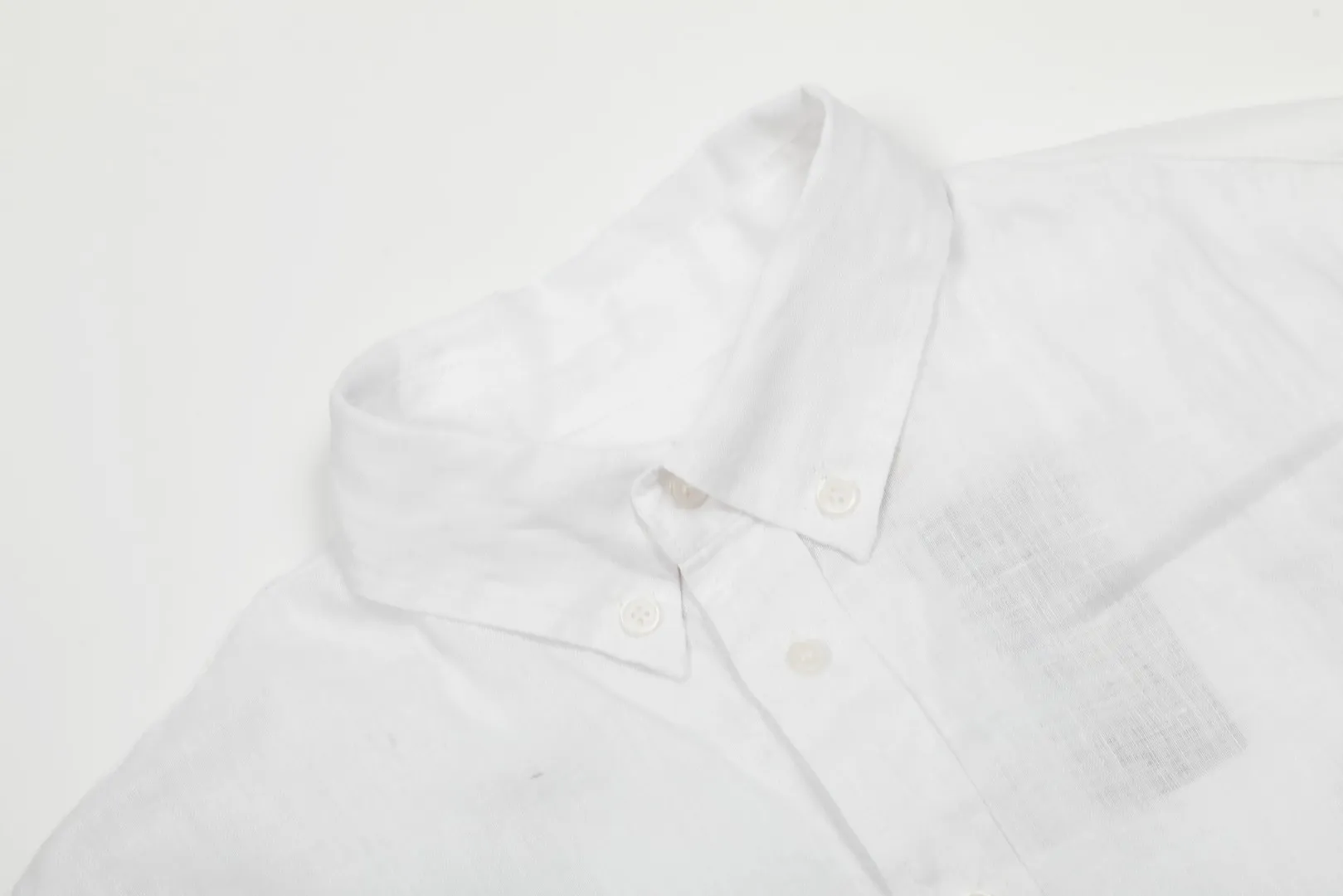 P300 Top Quality" Style Number: 8001# [Ralph Lauren Paul Pony Linen Basic Couple Style Shirt Long Sleeve] ✅Ralph Lauren Paul Small Label War Horse 100% Pure Linen Classic Basic Four Seasons Shirt Long Sleeve ✅A must-have item for the lazy style. The upper body has a retro and fresh feeling. ✅100% pure linen 280g 32 count fabric. Washed, retro and textured. ✅Dedicated to platform live broadcast. Wholesale entity ✅Simple and easy to match, light American old money style, the upper body is super great, ✅Standard for all seasons, worn alone/inner, it is a must-have for YYDS couples wardrobe. Size: S-XL Color: Black, White, Navy, Khaki, Pink, Yellow, Red, Colorful Blue, Light Blue, Rose Red